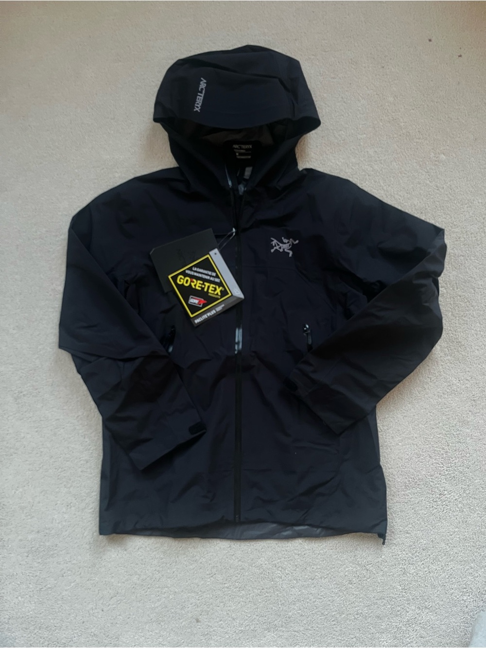 ARCTEYRX BETA SL “Black” gore-tex shell jacket ✅